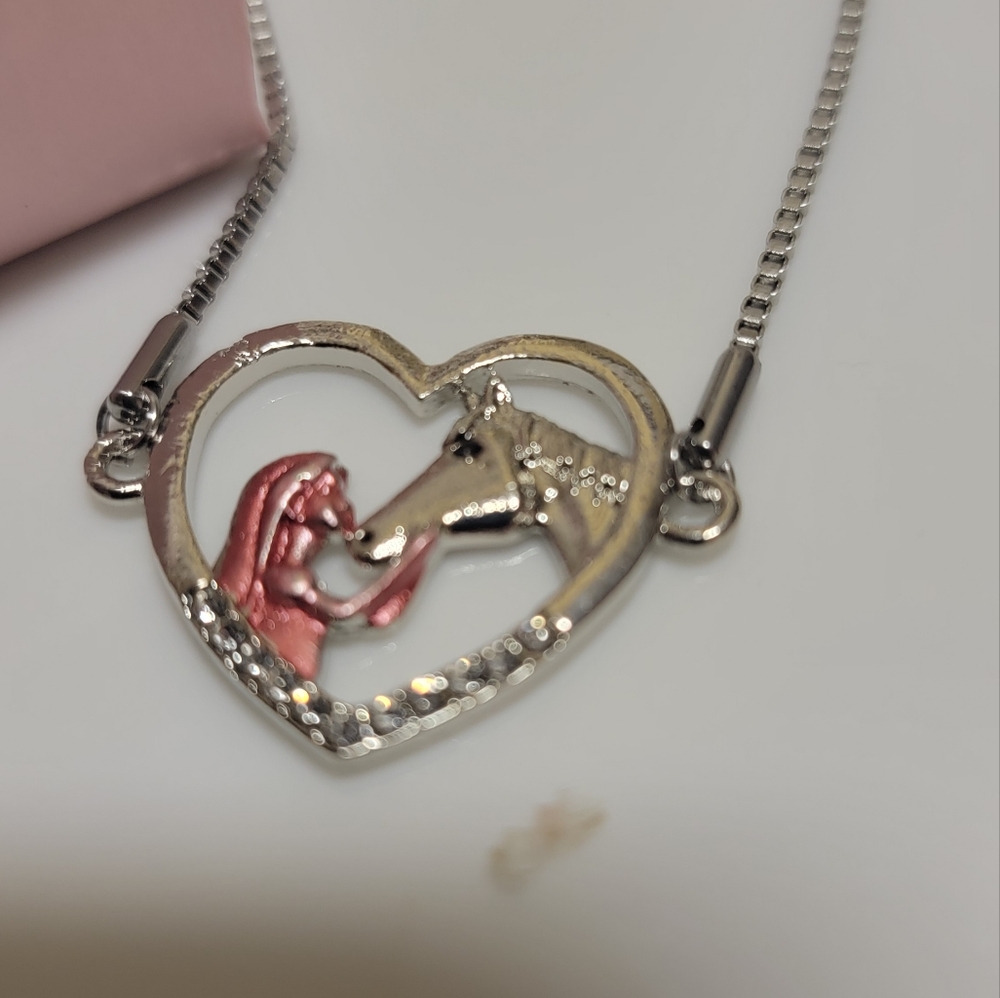 NEW* 🐴 Beautiful silver tone Horse and Girl heart bracelet and earrings set. - Picture 3 of 4